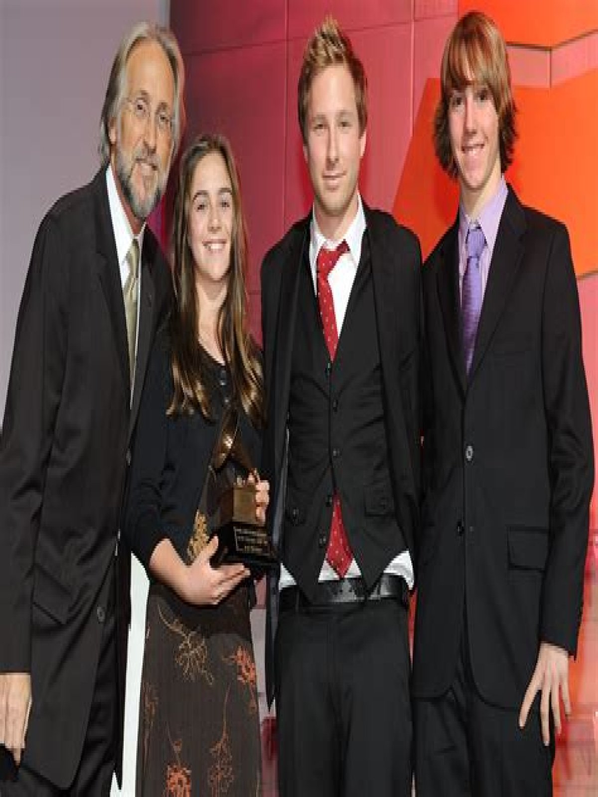 Uncover The Bacharach Legacy: Discoveries About Oliver's Siblings